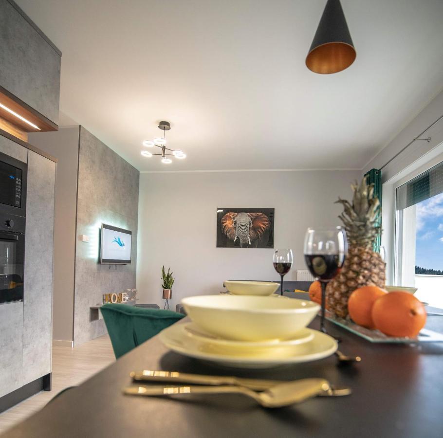 Apartament W Cieplicach Deluxe Jelenia Gora Luaran gambar