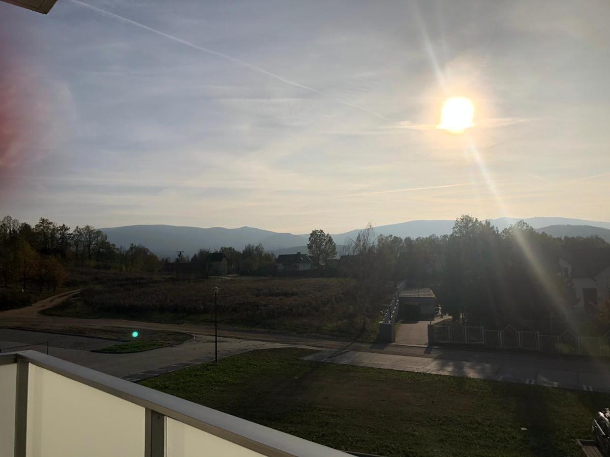 Apartament W Cieplicach Deluxe Jelenia Gora Luaran gambar