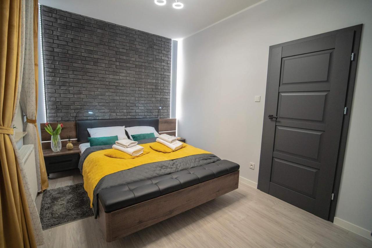 Apartament W Cieplicach Deluxe Jelenia Gora Luaran gambar